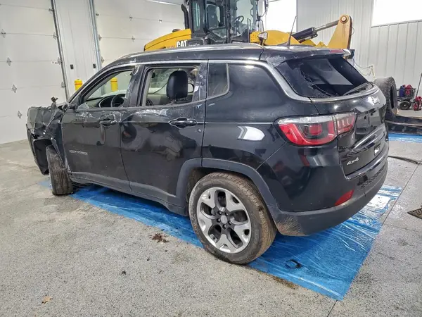 3C4NJDCB9KT854160 2019 JEEP COMPASS - Image 2