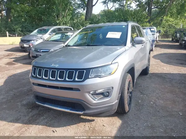 3C4NJDCB9KT854224 2019 JEEP COMPASS - Image 2