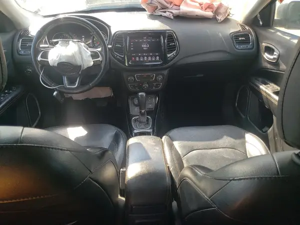 3C4NJDCB9LT122158 2020 JEEP COMPASS - Image 8