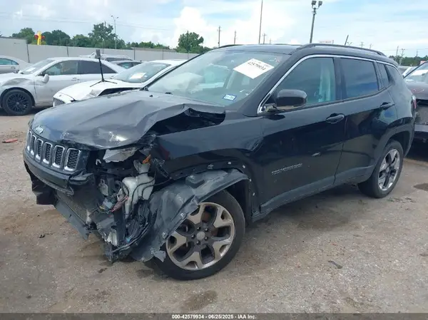 3C4NJDCB9LT128252 2020 JEEP COMPASS - Image 2