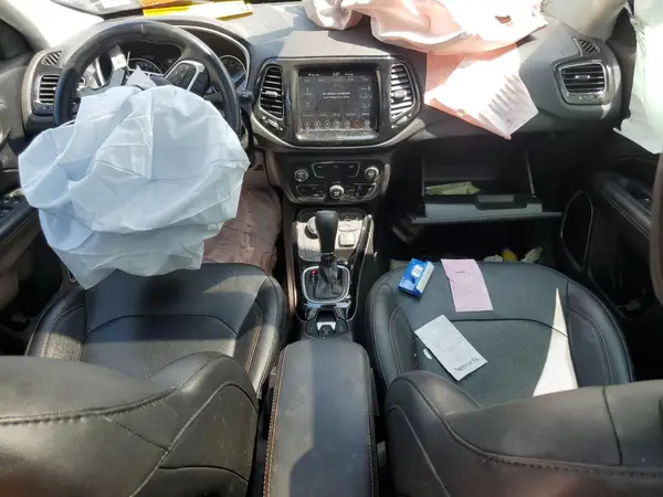 3C4NJDCB9LT168198 2020 JEEP COMPASS - Image 8