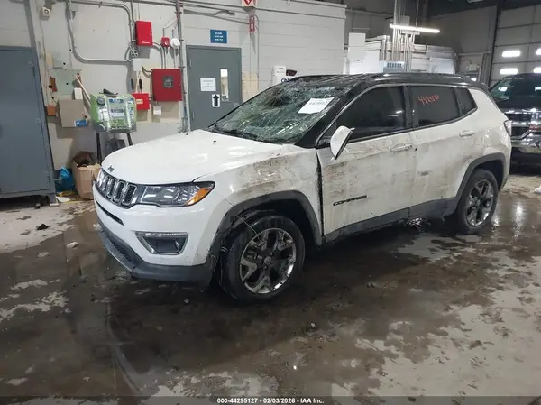 3C4NJDCB9LT204097 2020 JEEP COMPASS - Image 2