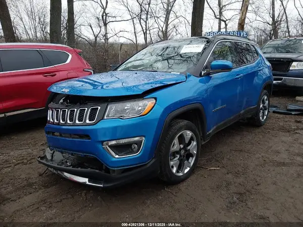 3C4NJDCB9LT233602 2020 JEEP COMPASS - Image 2