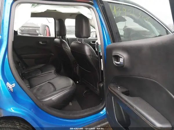 3C4NJDCB9LT233602 2020 JEEP COMPASS - Image 8