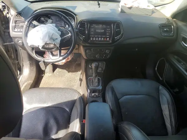 3C4NJDCB9LT233809 2020 JEEP COMPASS - Image 8