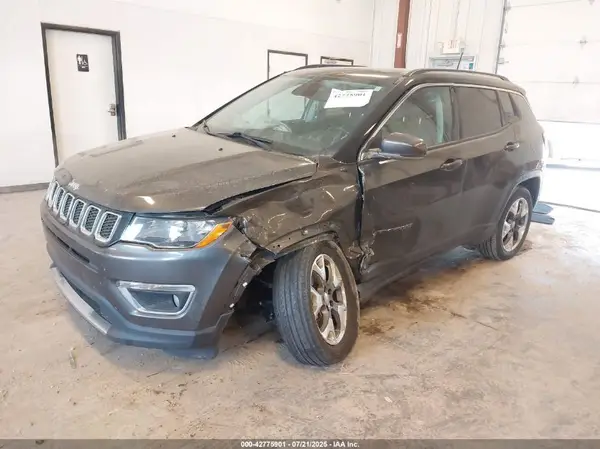 3C4NJDCB9LT245314 2020 JEEP COMPASS - Image 2