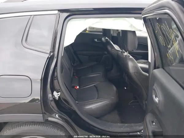 3C4NJDCB9MT517670 2021 JEEP COMPASS - Image 8