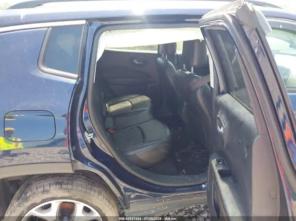 3C4NJDCB9MT523887 2021 JEEP COMPASS - Image 8