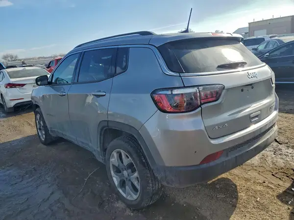 3C4NJDCB9MT556548 2021 JEEP COMPASS - Image 2