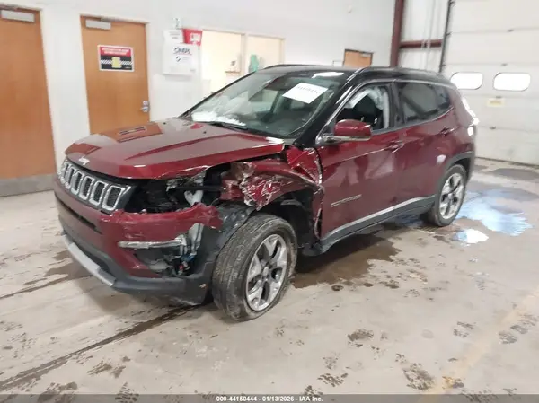 3C4NJDCB9MT556713 2021 JEEP COMPASS - Image 2