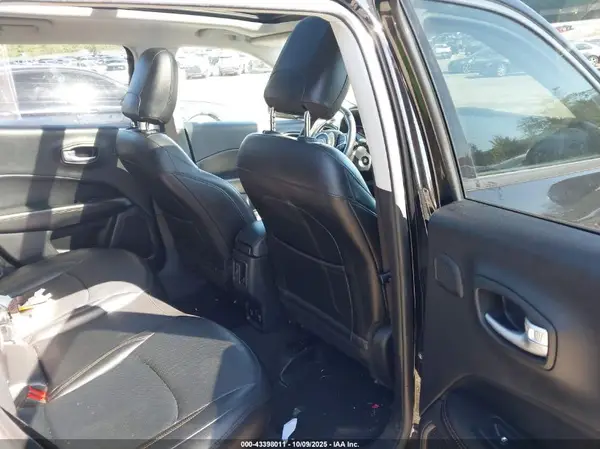 3C4NJDCB9MT565539 2021 JEEP COMPASS - Image 8