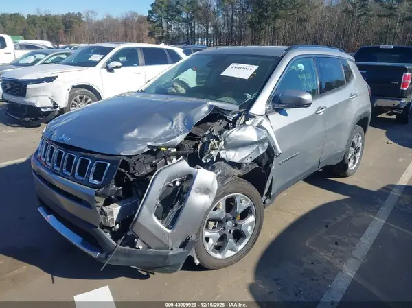 3C4NJDCB9MT572541 2021 JEEP COMPASS - Image 2