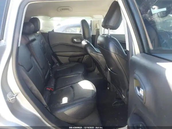 3C4NJDCB9MT572541 2021 JEEP COMPASS - Image 8