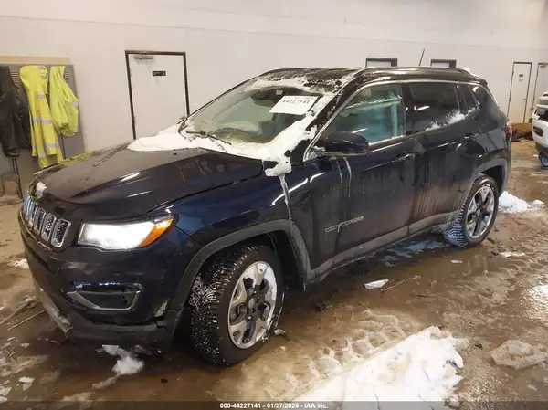 3C4NJDCB9MT605246 2021 JEEP COMPASS - Image 2