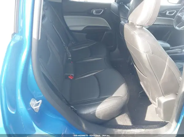 3C4NJDCB9NT123457 2022 JEEP COMPASS - Image 8