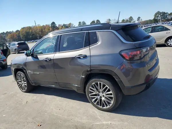 3C4NJDCB9NT141487 2022 JEEP COMPASS - Image 2