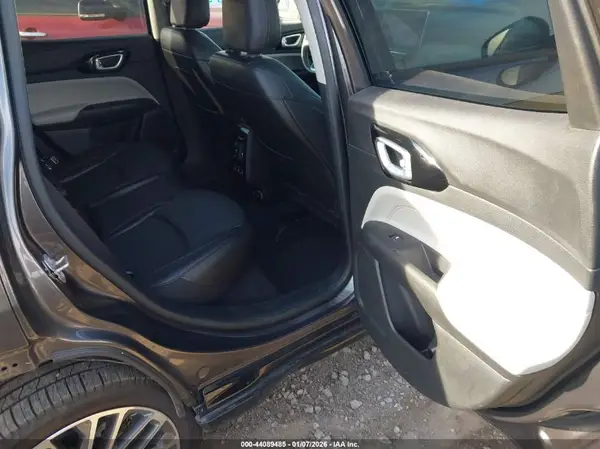 3C4NJDCB9NT144812 2022 JEEP COMPASS - Image 8
