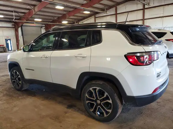 3C4NJDCB9NT146494 2022 JEEP COMPASS - Image 2
