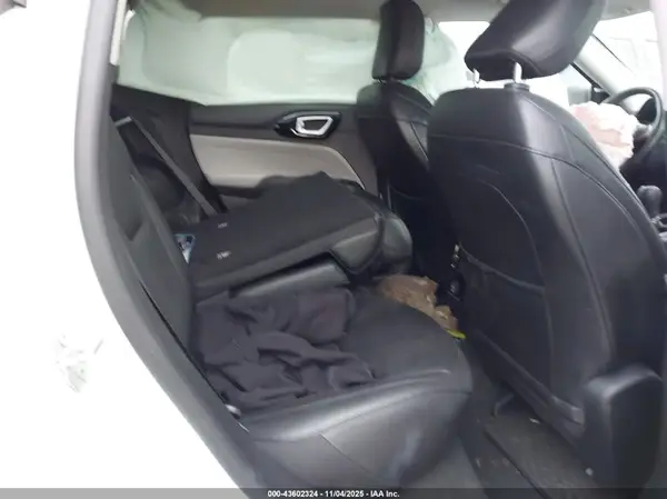 3C4NJDCB9NT182251 2022 JEEP COMPASS - Image 8