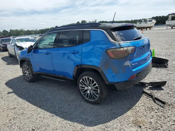 3C4NJDCB9NT194772 2022 JEEP COMPASS - Image 2