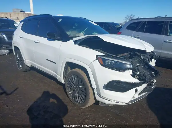 3C4NJDCB9NT221436 2022 JEEP COMPASS - Image 1