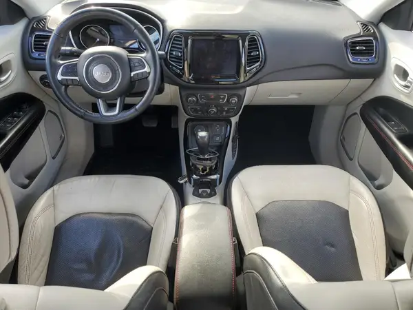 3C4NJDCBXHT688952 2017 JEEP COMPASS - Image 8