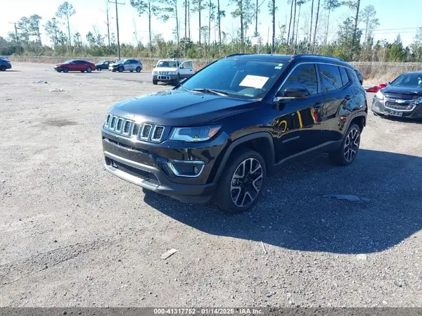 3C4NJDCBXJT115247 2018 JEEP COMPASS - Image 2