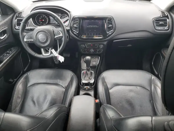 3C4NJDCBXJT136227 2018 JEEP COMPASS - Image 8