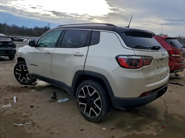 3C4NJDCBXJT149155 2018 JEEP COMPASS - Image 2