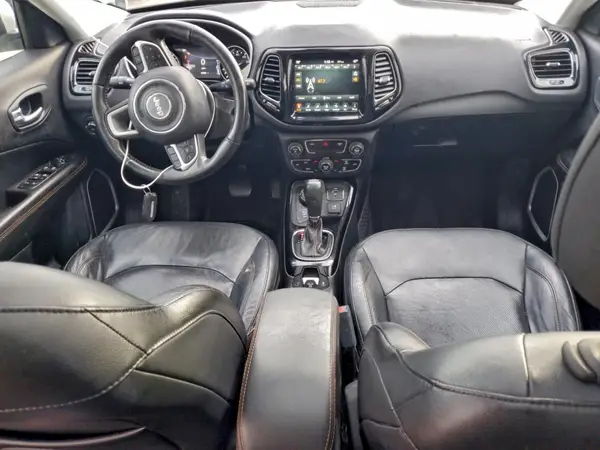 3C4NJDCBXJT149155 2018 JEEP COMPASS - Image 8