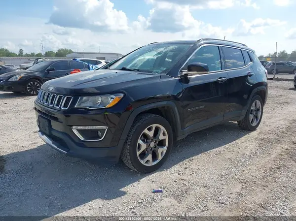 3C4NJDCBXJT199747 2018 JEEP COMPASS - Image 2