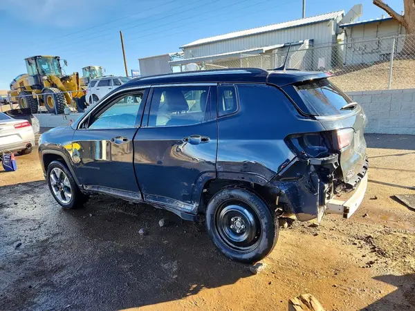 3C4NJDCBXJT201643 2018 JEEP COMPASS - Image 2