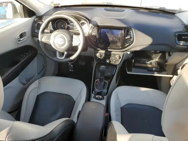 3C4NJDCBXJT238479 2018 JEEP COMPASS - Image 8