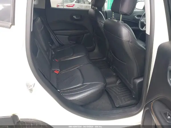 3C4NJDCBXJT255847 2018 JEEP COMPASS - Image 8