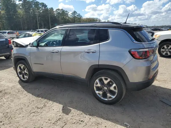 3C4NJDCBXJT263043 2018 JEEP COMPASS - Image 2