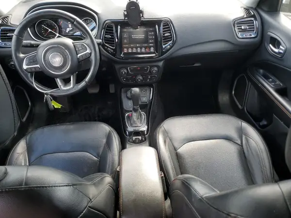 3C4NJDCBXJT263043 2018 JEEP COMPASS - Image 8