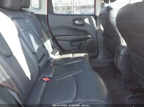 3C4NJDCBXJT265987 2018 JEEP COMPASS - Image 8
