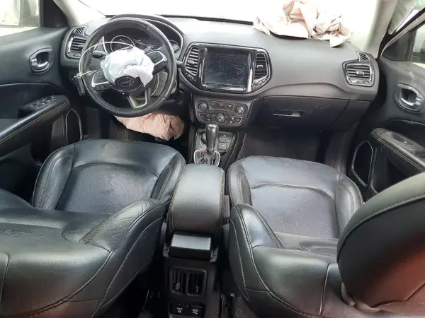 3C4NJDCBXJT316503 2018 JEEP COMPASS - Image 8