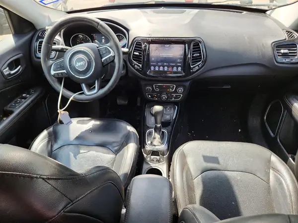 3C4NJDCBXJT332510 2018 JEEP COMPASS - Image 8