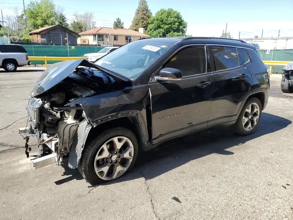 3C4NJDCBXJT340638 2018 JEEP COMPASS - Image 1