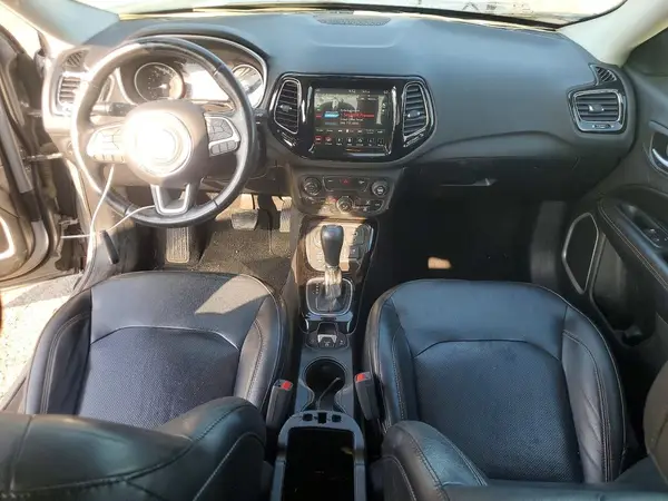 3C4NJDCBXJT342700 2018 JEEP COMPASS - Image 8