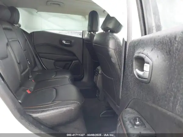 3C4NJDCBXJT350246 2018 JEEP COMPASS - Image 8
