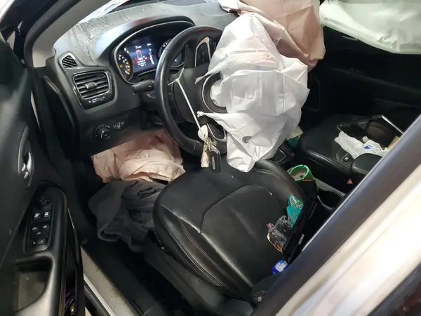 3C4NJDCBXJT354457 2018 JEEP COMPASS - Image 8