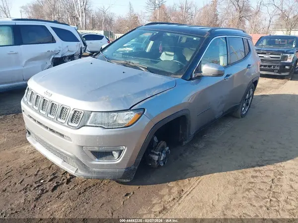 3C4NJDCBXJT365507 2018 JEEP COMPASS - Image 2