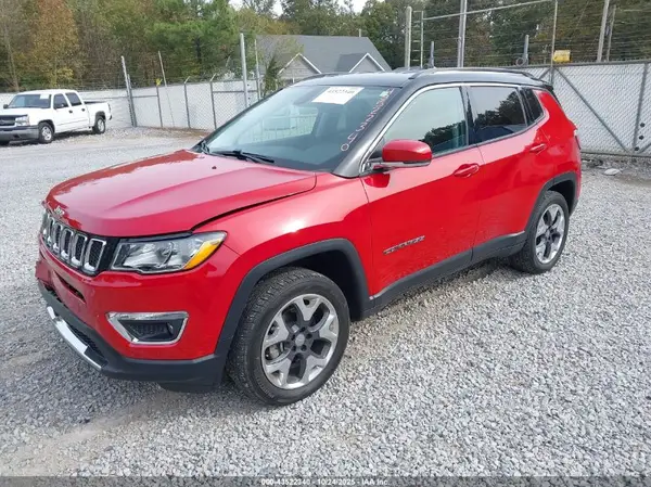 3C4NJDCBXJT372814 2018 JEEP COMPASS - Image 2