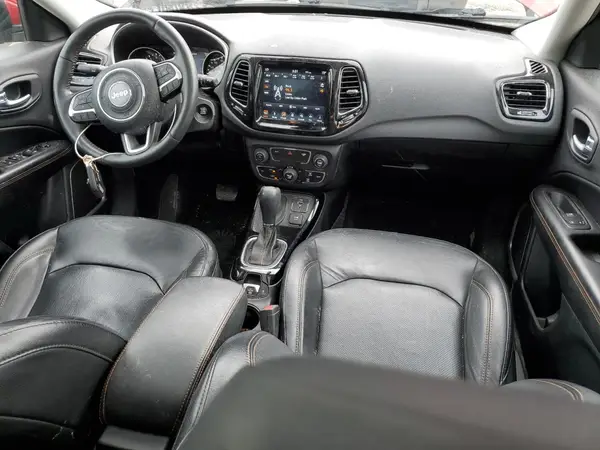 3C4NJDCBXJT397129 2018 JEEP COMPASS - Image 8