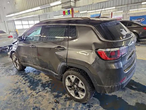 3C4NJDCBXJT423146 2018 JEEP COMPASS - Image 2