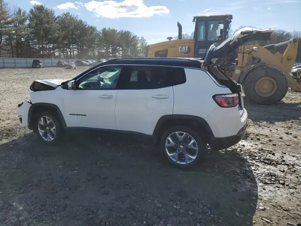 3C4NJDCBXJT423518 2018 JEEP COMPASS - Image 2