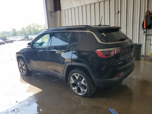 3C4NJDCBXJT437144 2018 JEEP COMPASS - Image 2