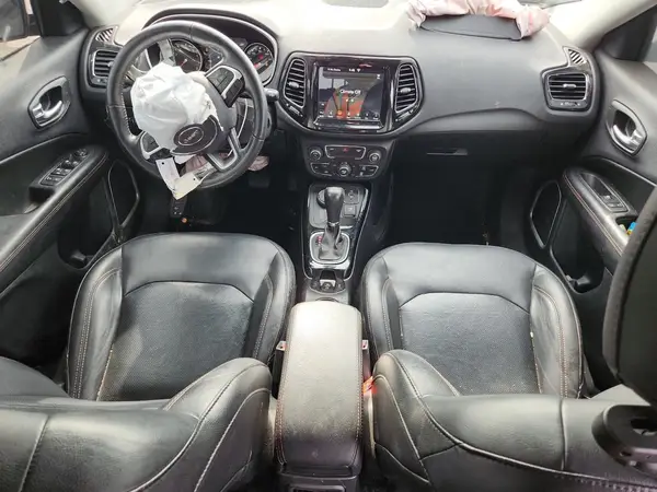3C4NJDCBXJT457958 2018 JEEP COMPASS - Image 8